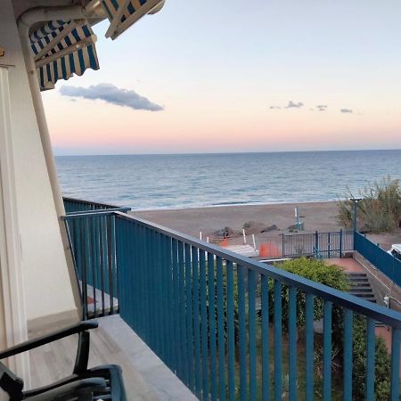 Seaside Villa Giardini Naxos Eksteriør bilde